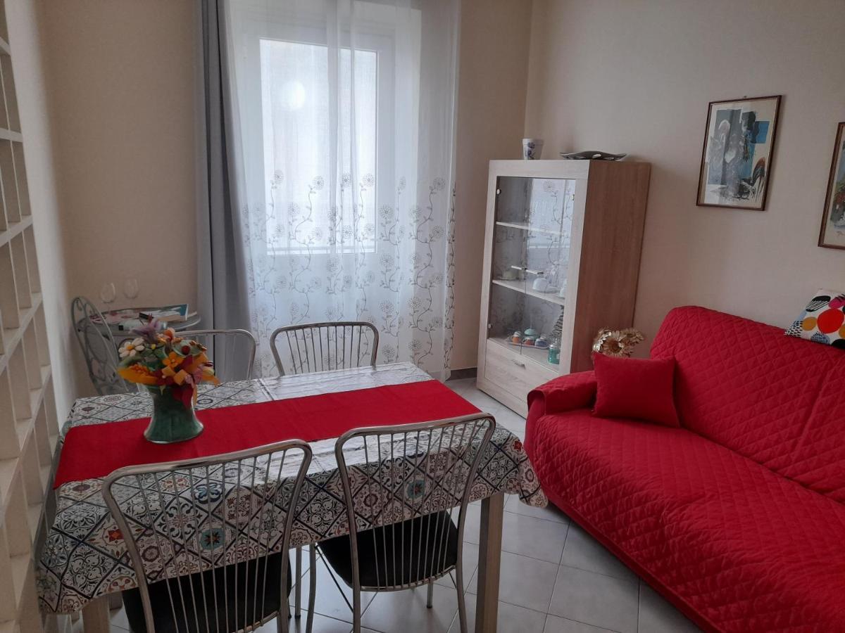 Appartamento Centrale Con Garage Асти Экстерьер фото