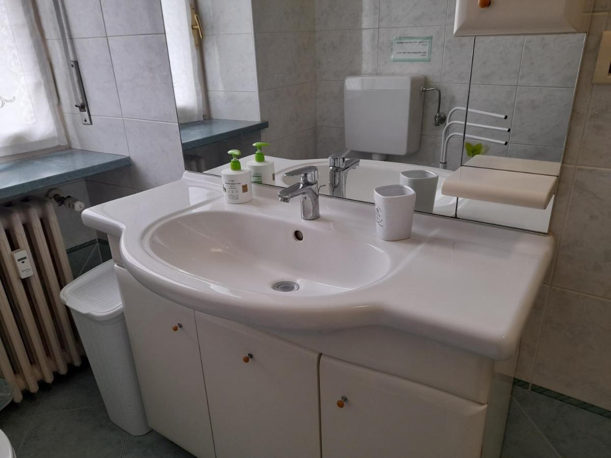 Appartamento Centrale Con Garage Асти Экстерьер фото