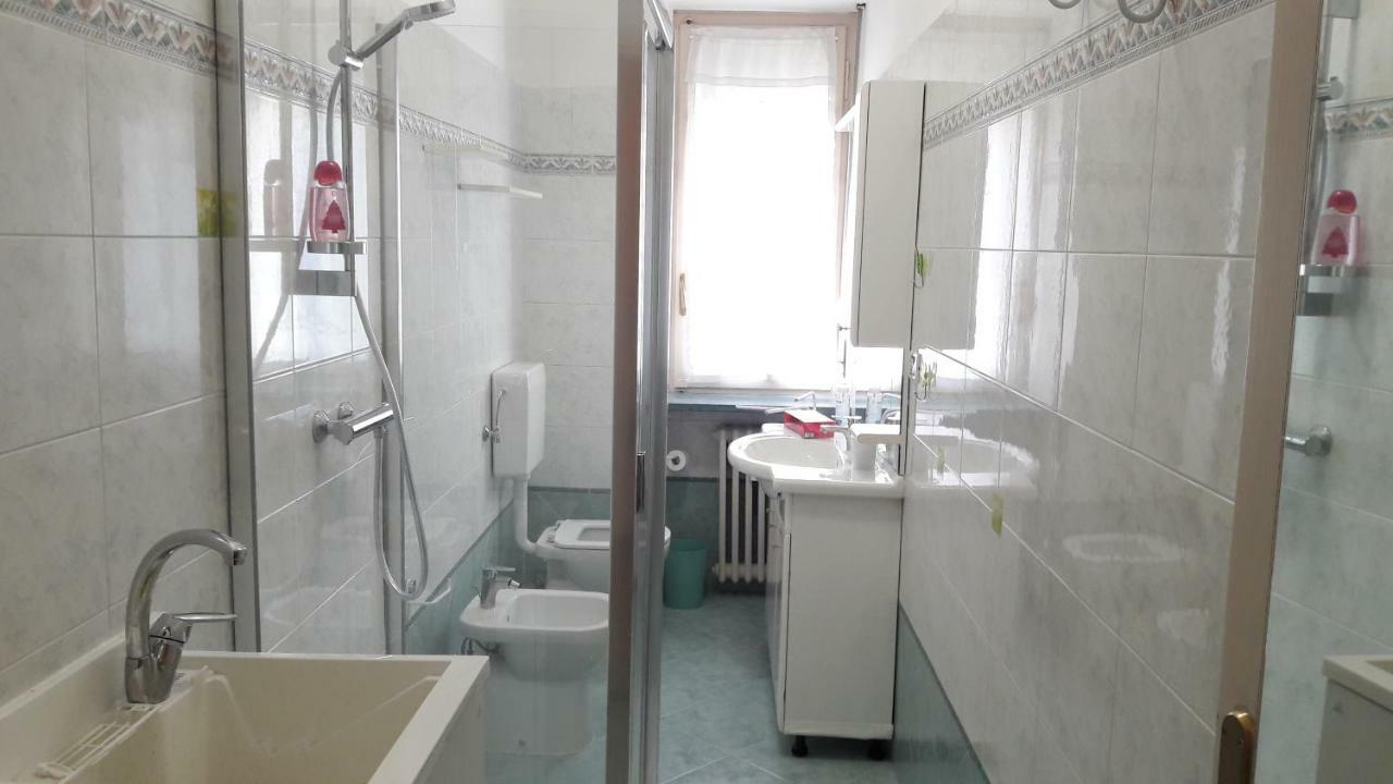 Appartamento Centrale Con Garage Асти Экстерьер фото